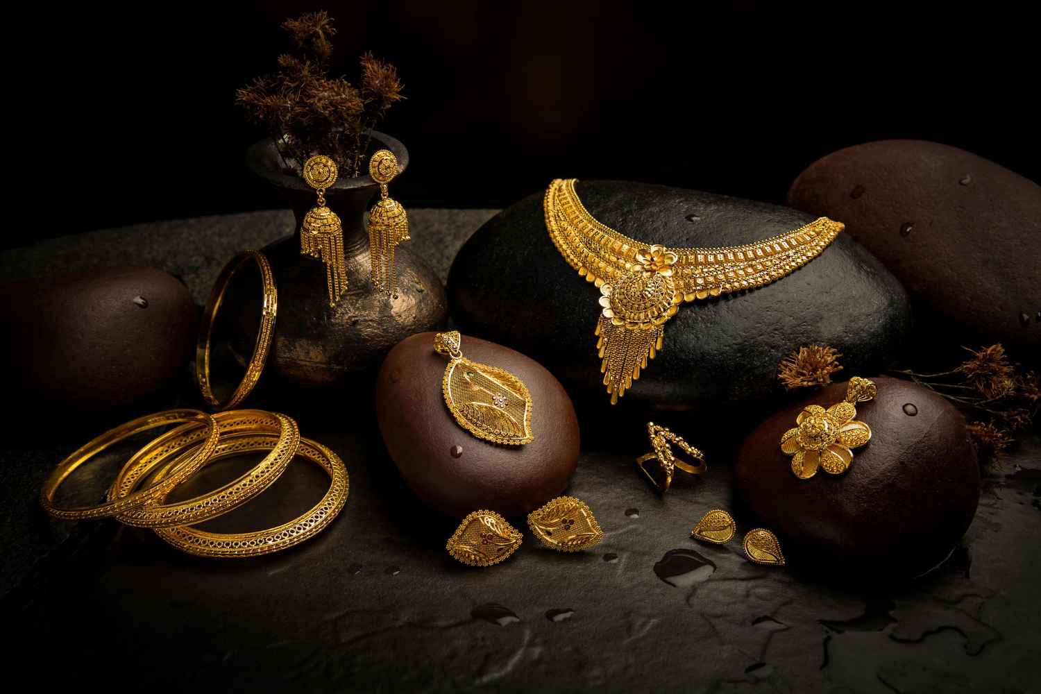 Founding of Padmavati Chains